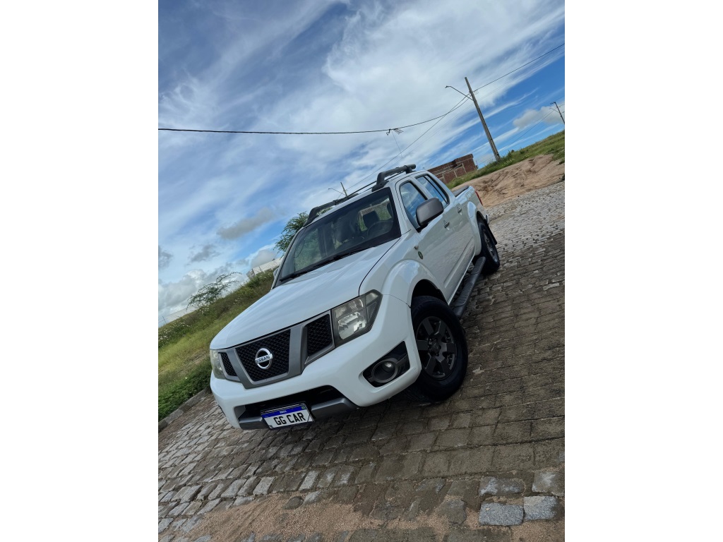NISSAN FRONTIER