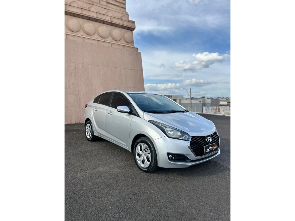 HYUNDAI HB20S