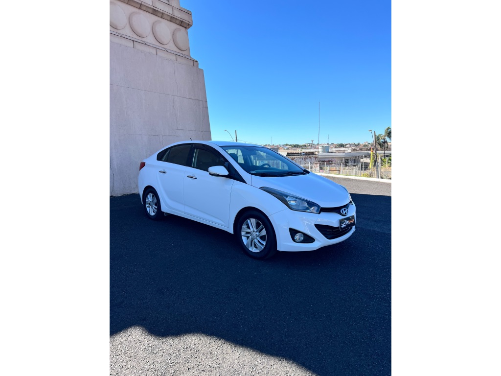 HYUNDAI HB20S