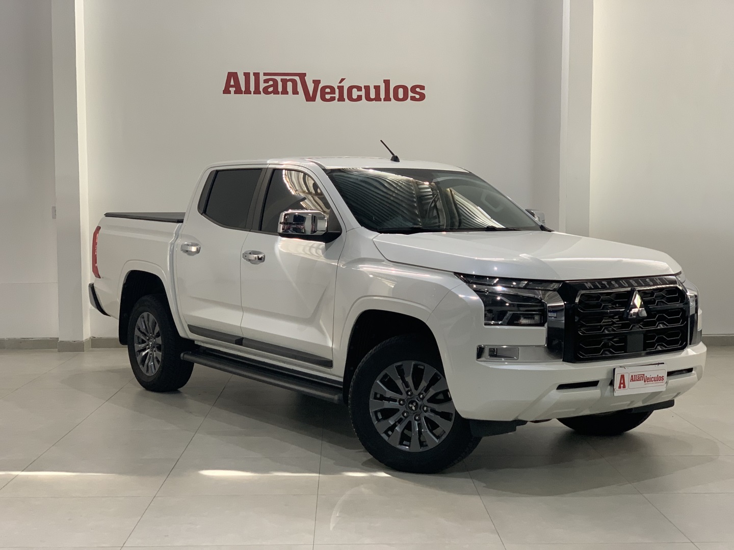MITSUBISHI L200 TRITON