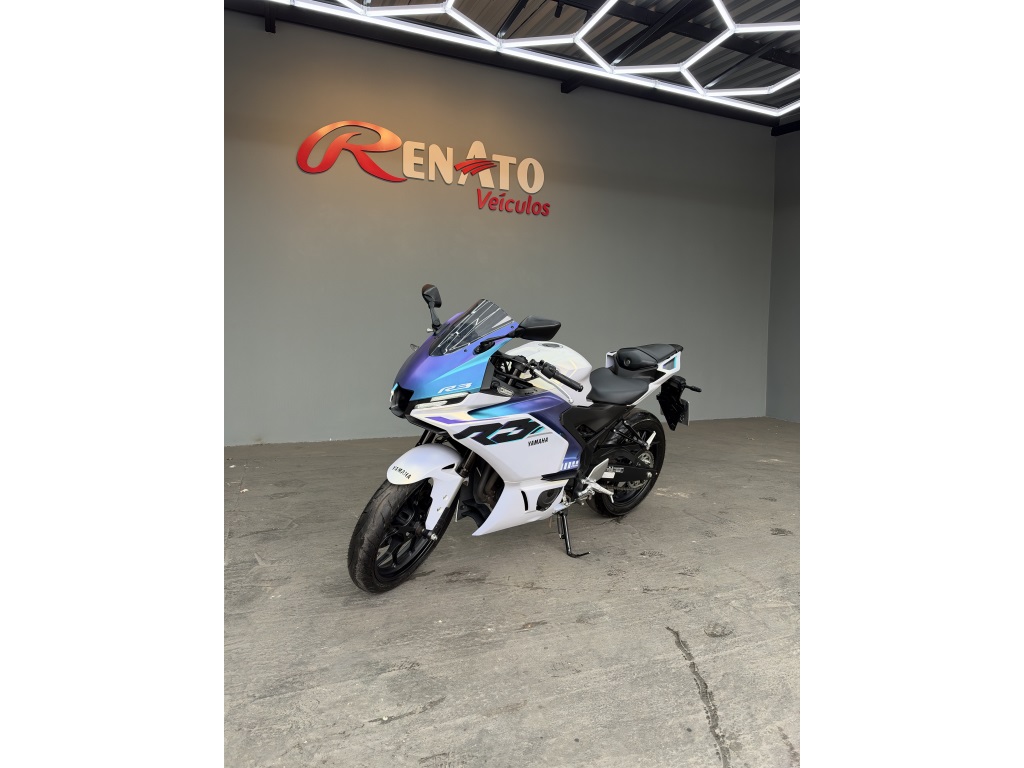 YAMAHA YZF R-3 CONNECTED ABS