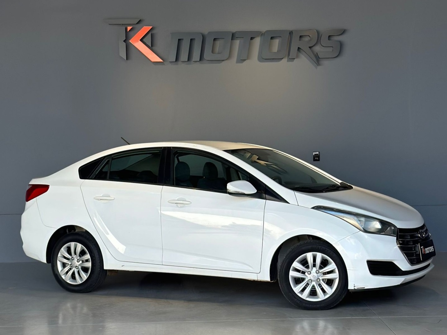 HYUNDAI HB20S