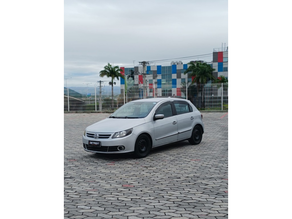 VOLKSWAGEN GOL
