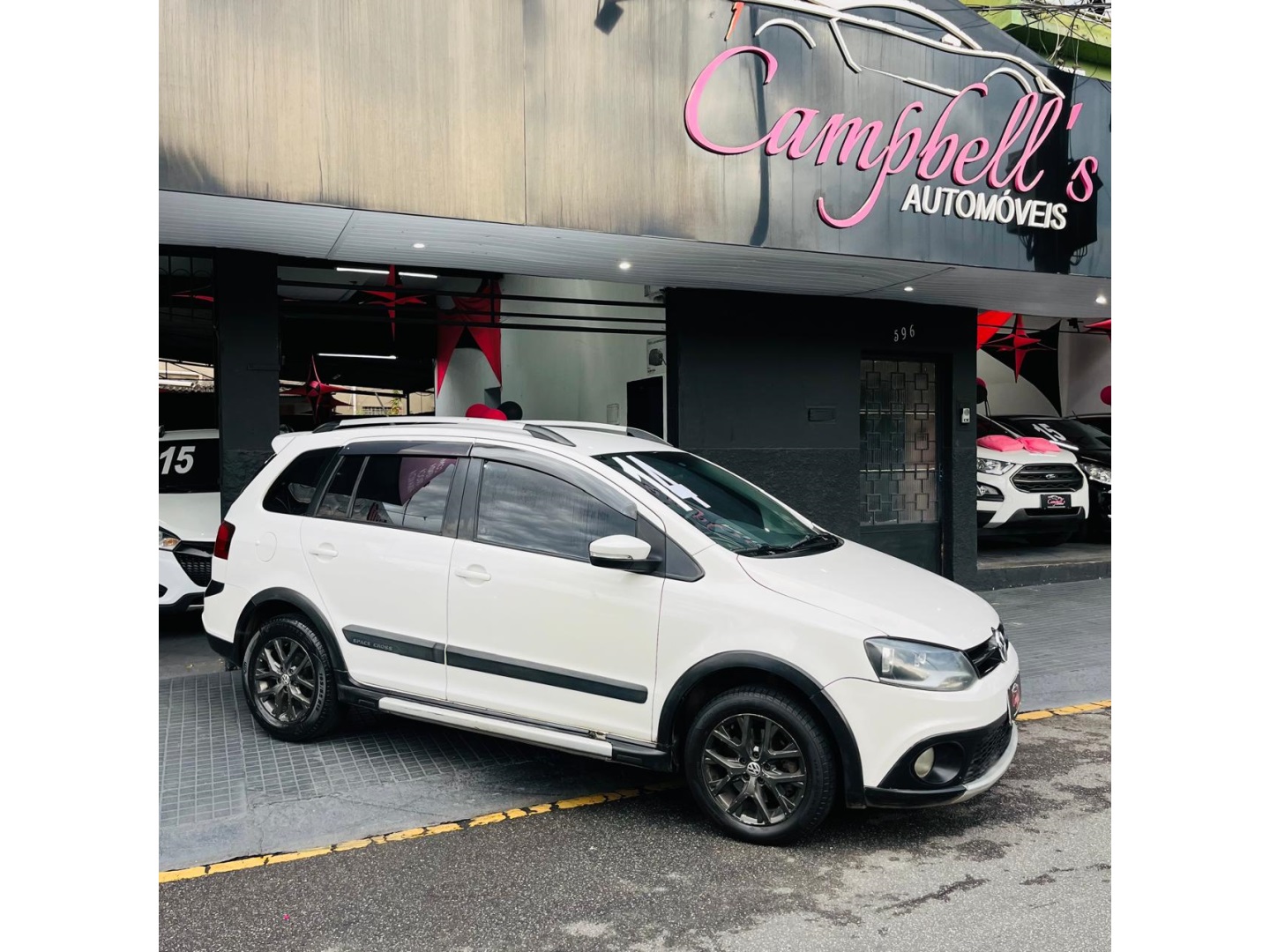 VOLKSWAGEN SPACE CROSS