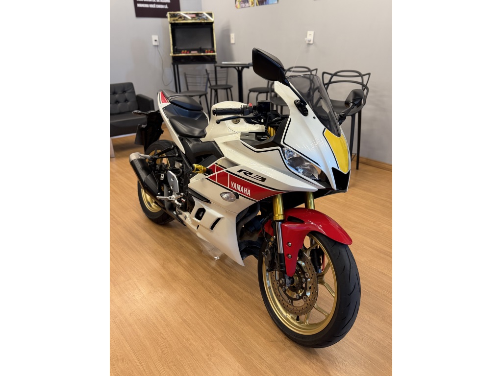 YAMAHA YZF R-3 WORLD GP 60TH ANINIVERSARY ED.