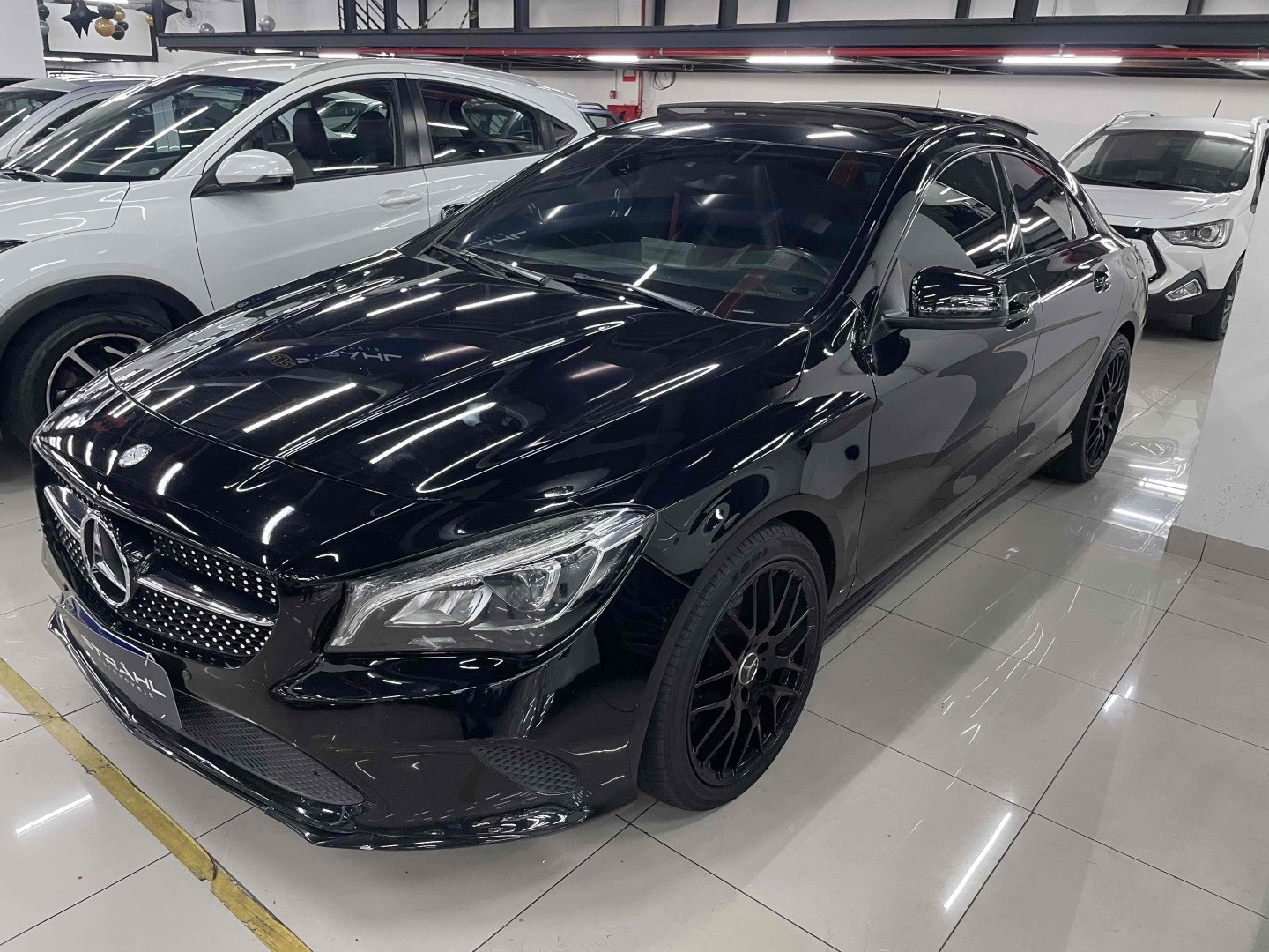 MERCEDES-BENZ CLA 200