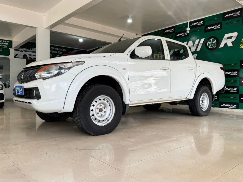 MITSUBISHI L200 TRITON