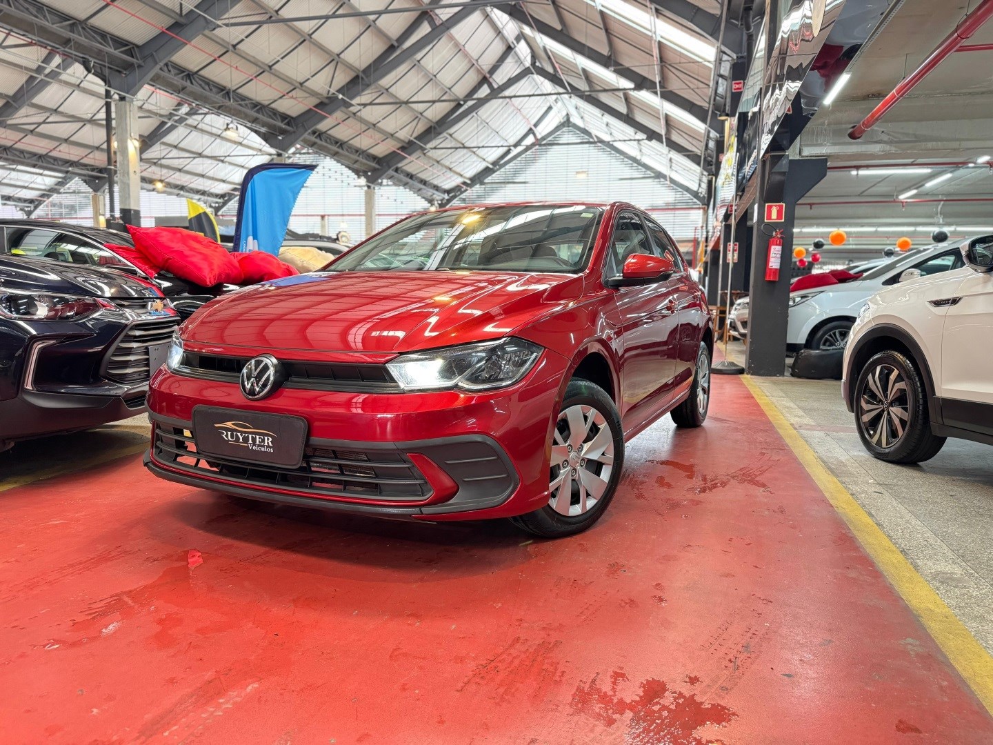 VOLKSWAGEN POLO