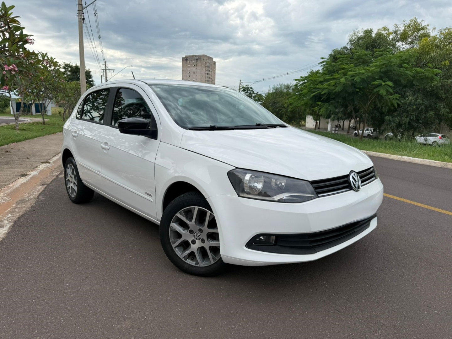 VOLKSWAGEN GOL
