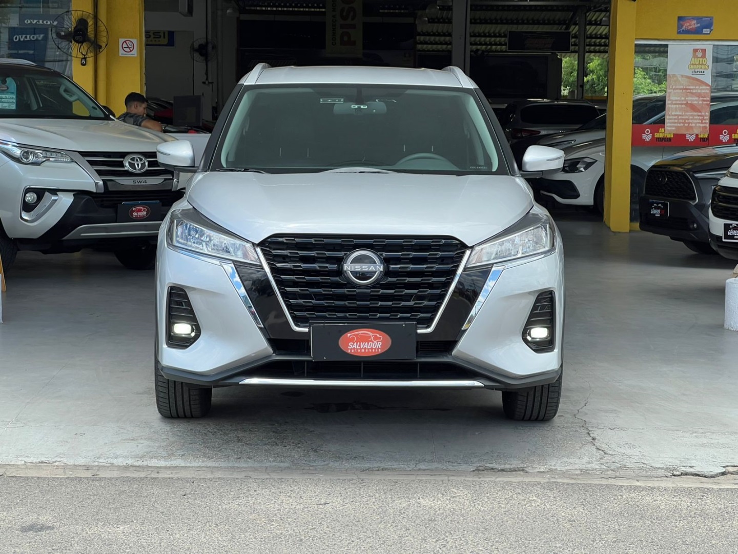 NISSAN KICKS