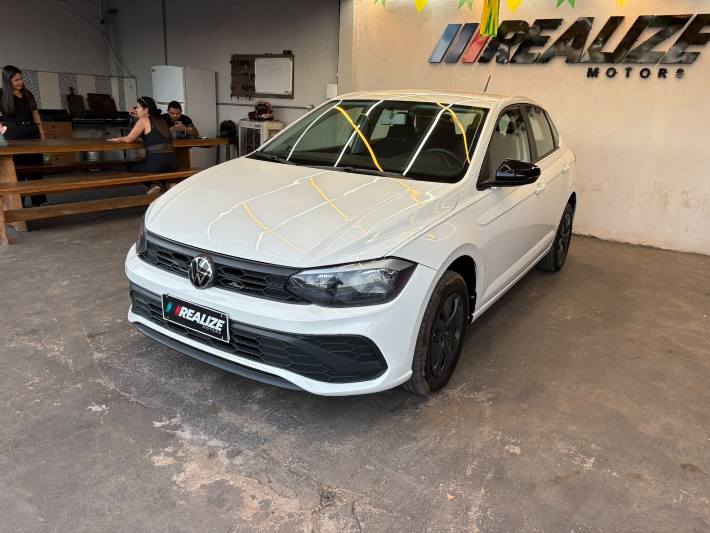 VOLKSWAGEN POLO