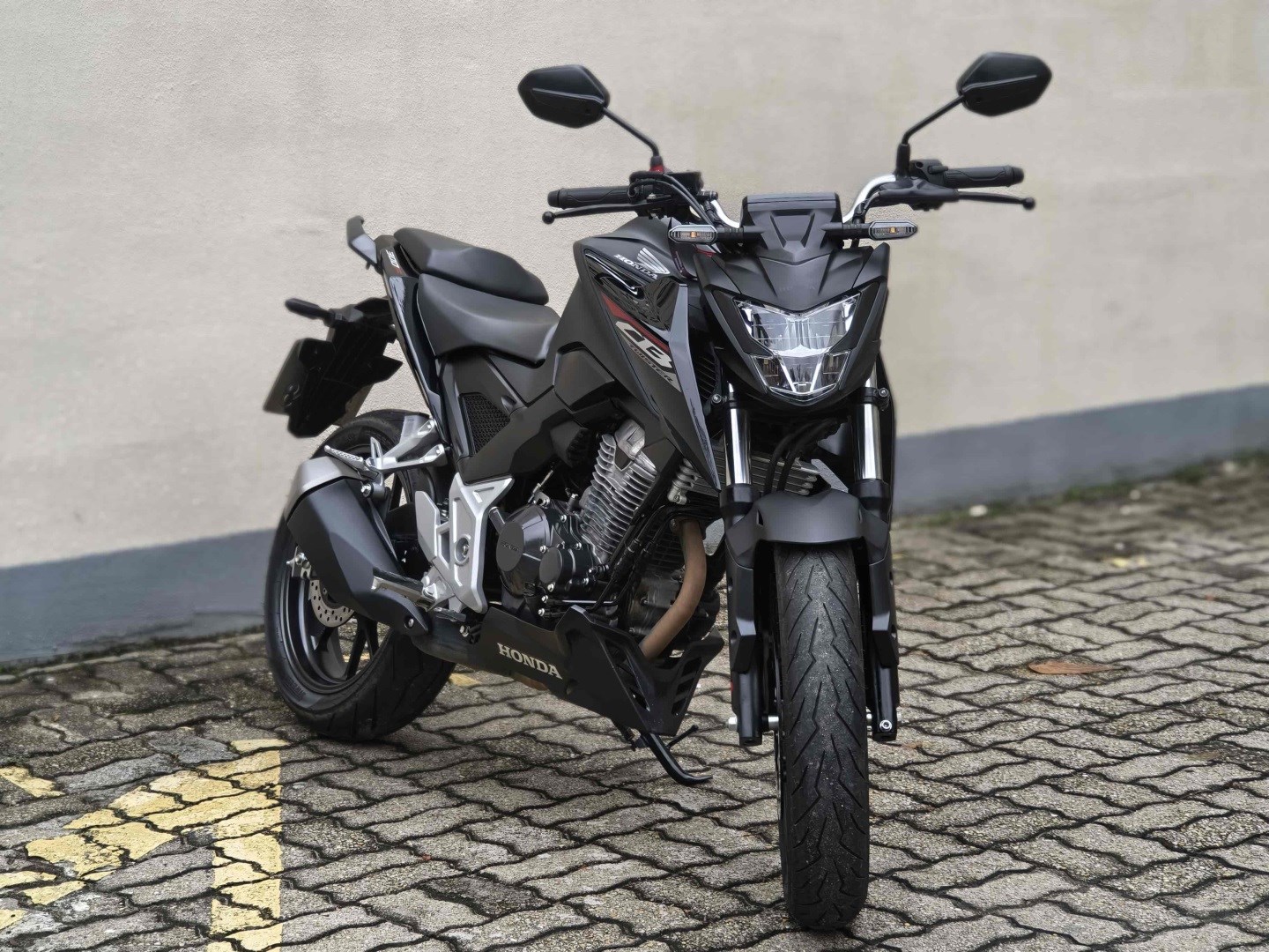 HONDA CB 300F TWISTER CBS