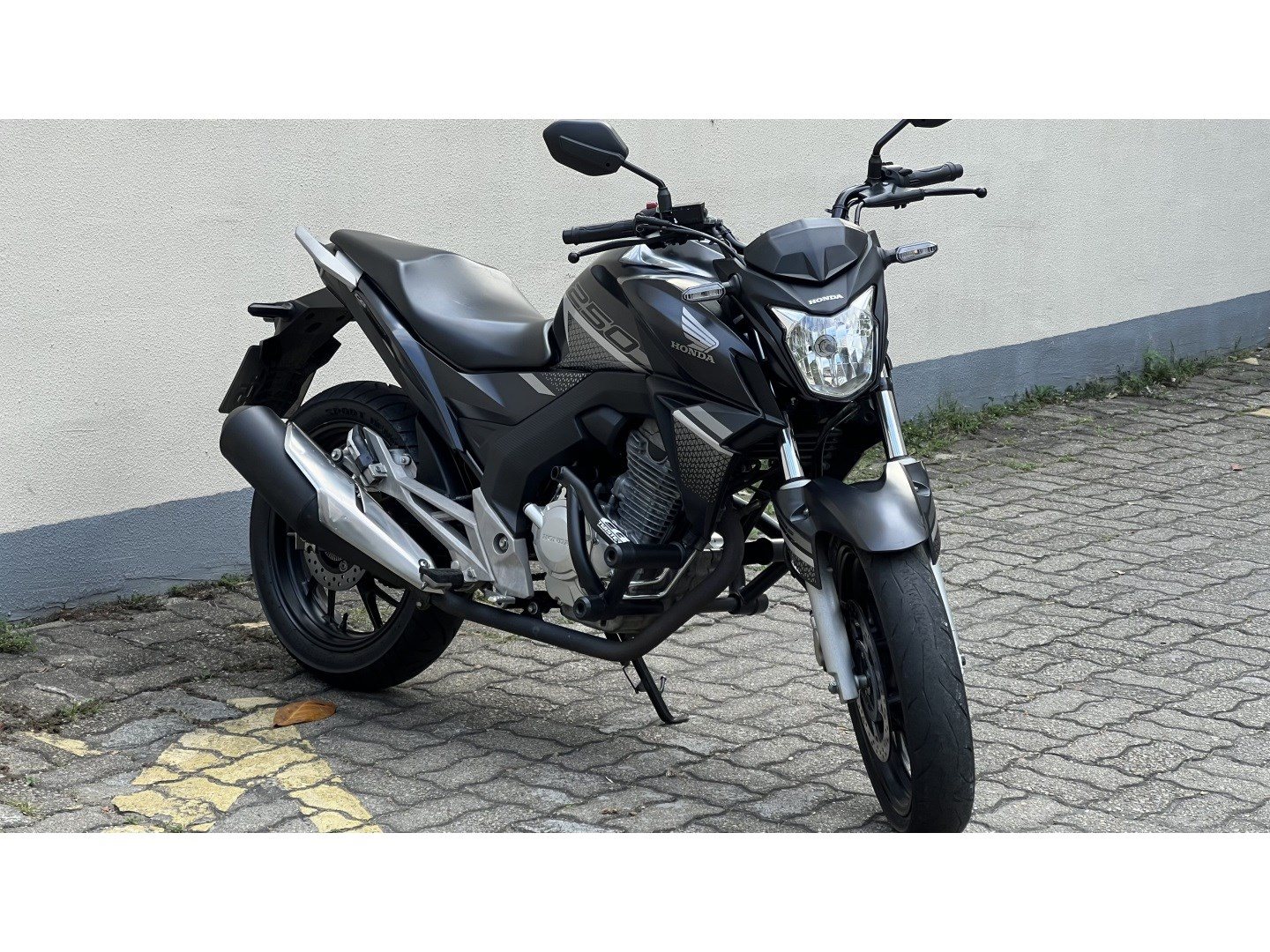 HONDA CB TWISTER