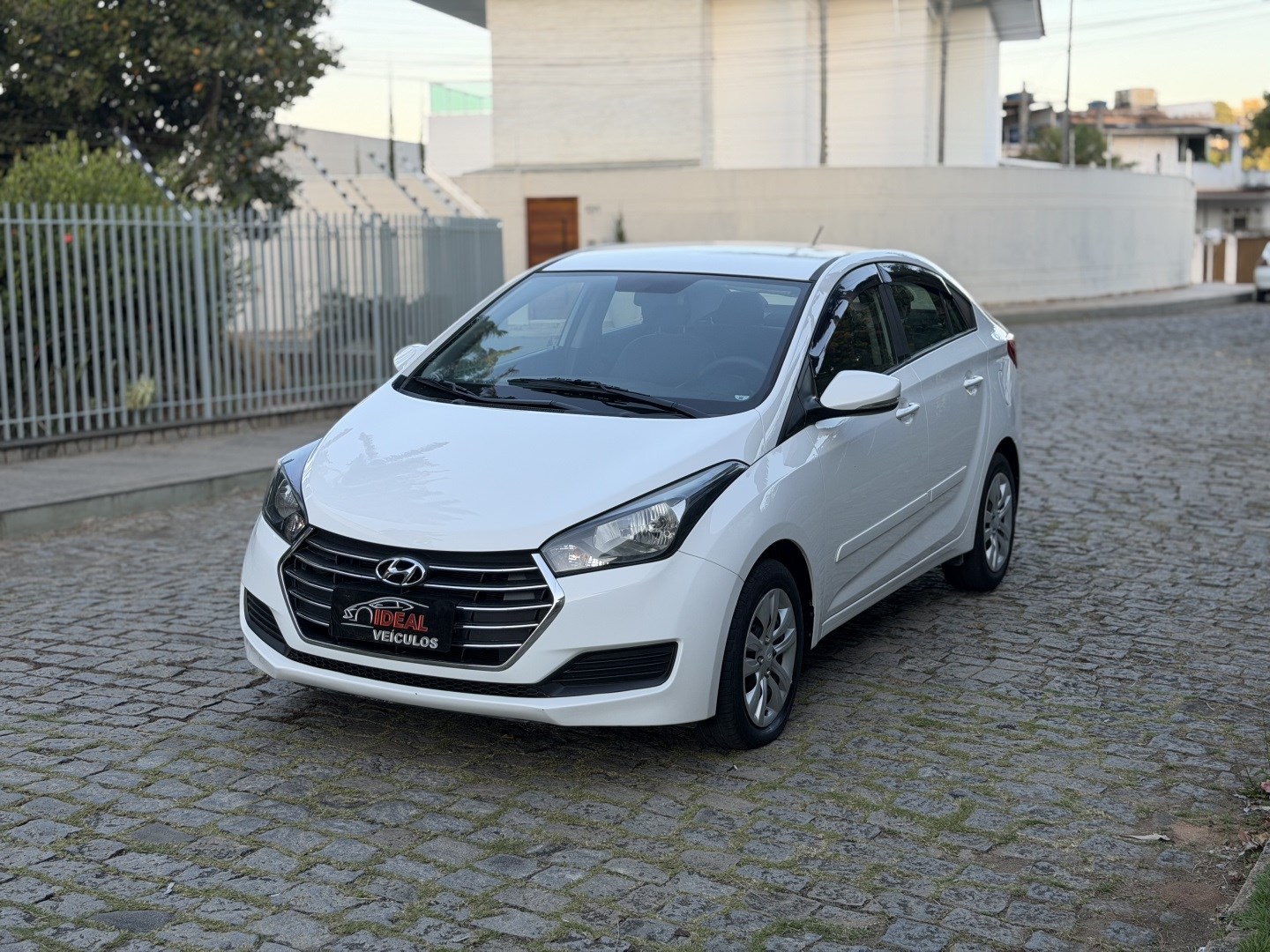 HYUNDAI HB20S