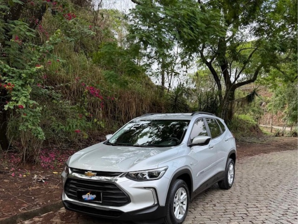 CHEVROLET TRACKER