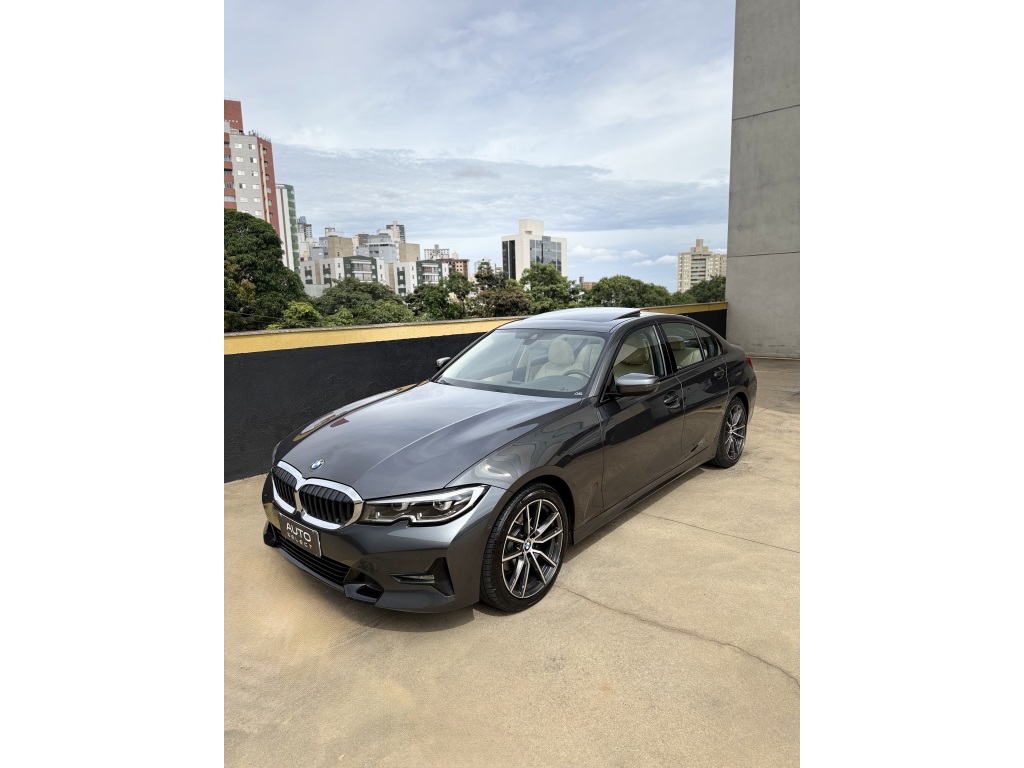 BMW 320i
