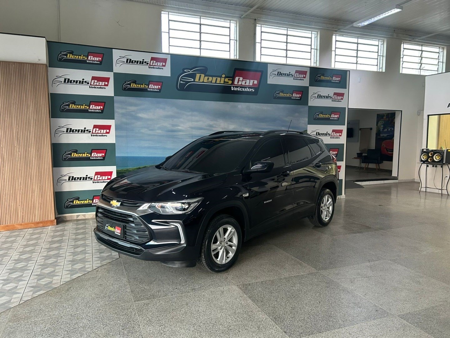 CHEVROLET TRACKER