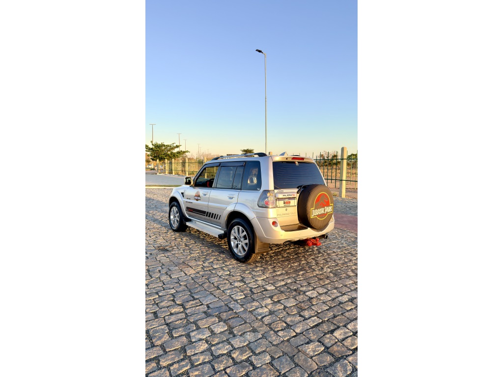 MITSUBISHI PAJERO TR4