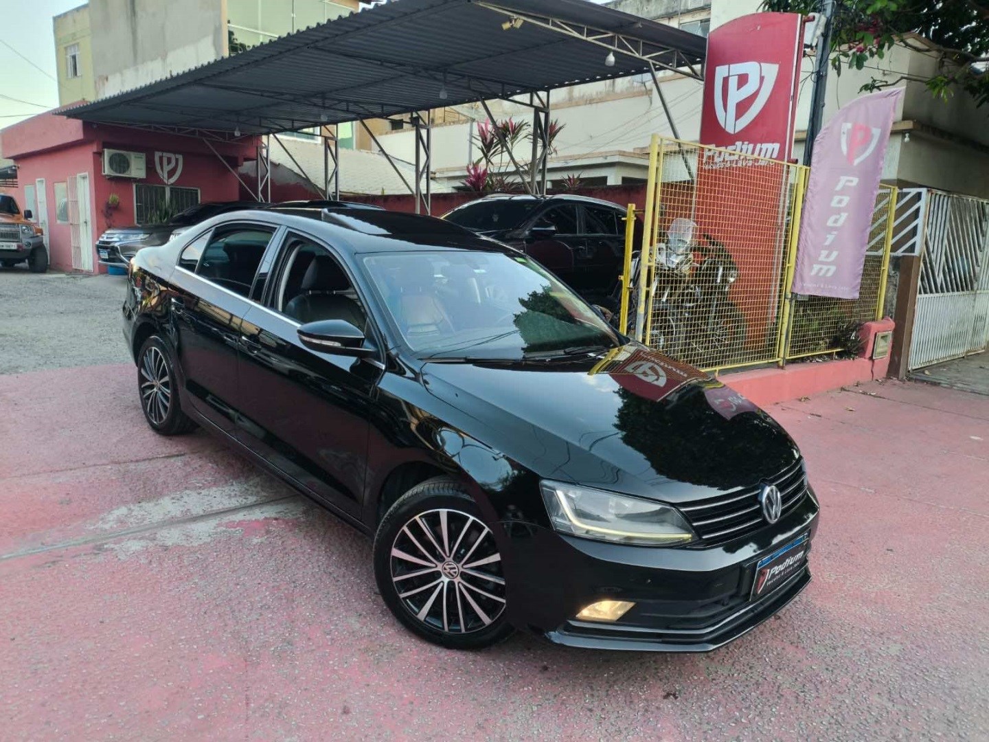 VOLKSWAGEN JETTA