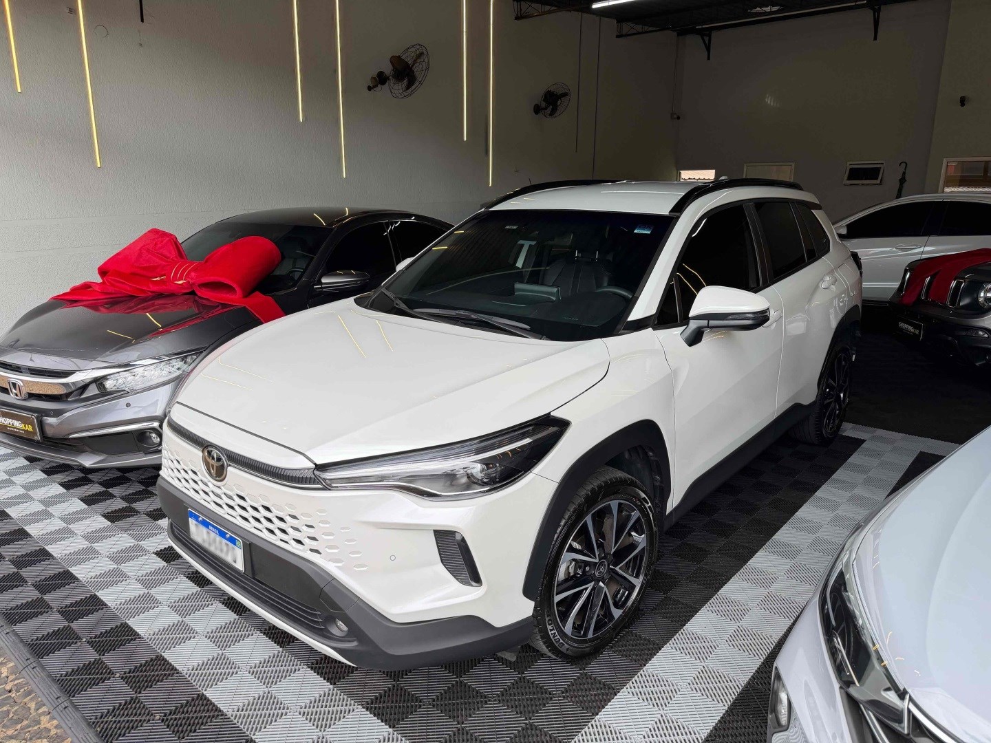 TOYOTA COROLLA CROSS