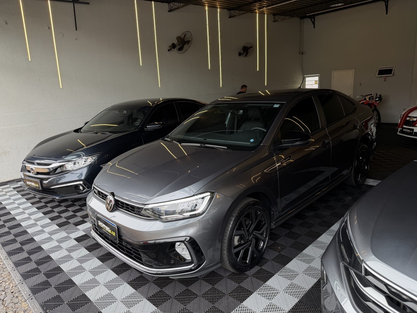 VOLKSWAGEN VIRTUS