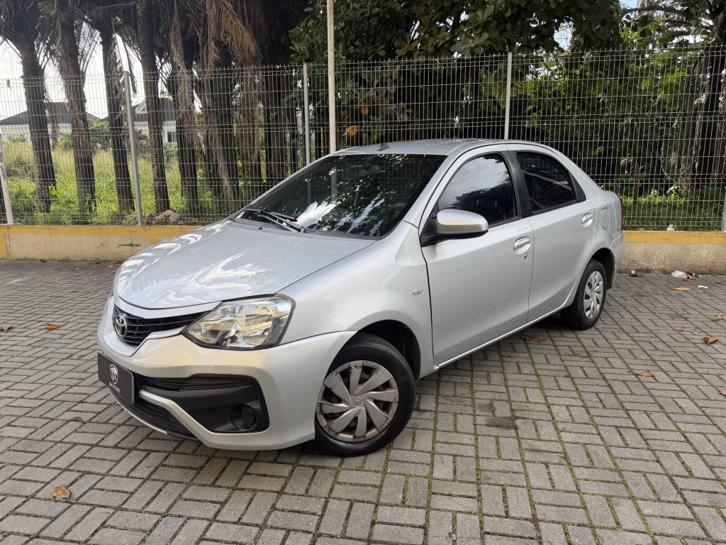 TOYOTA ETIOS