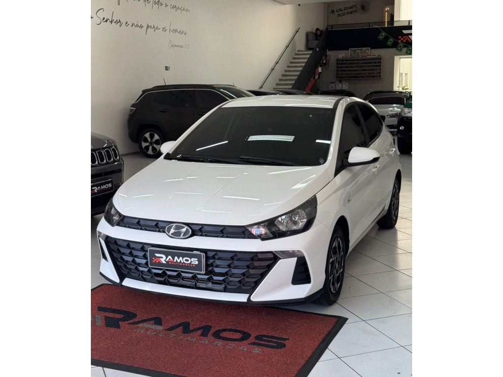 HYUNDAI HB20