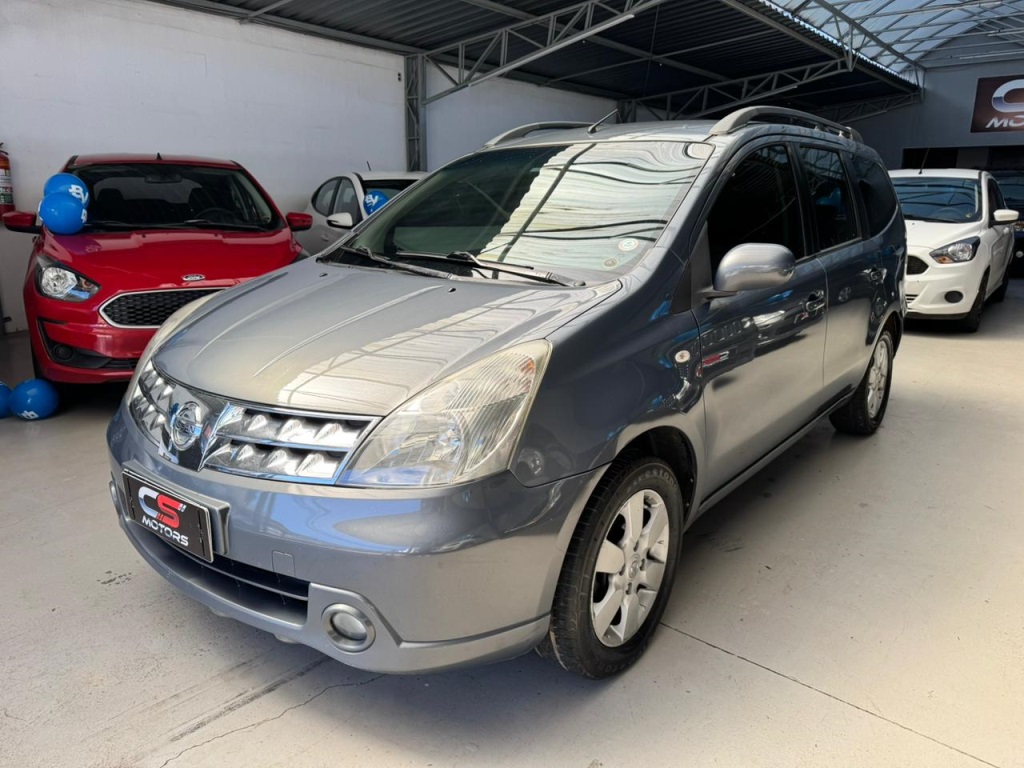 NISSAN LIVINA
