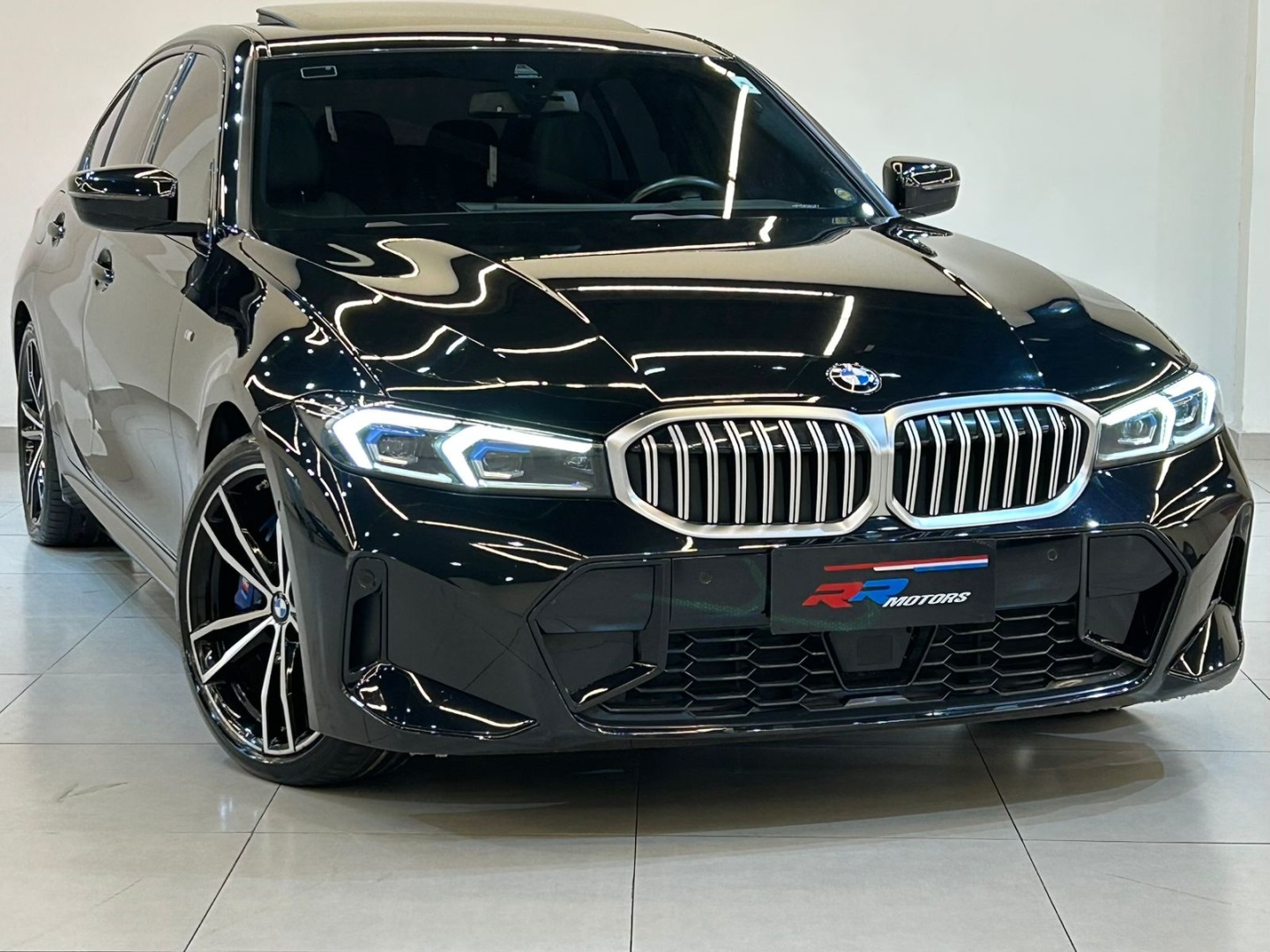 BMW 320i