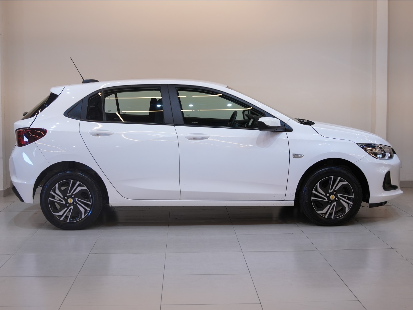 Chevrolet Onix 1.0 Flex LT Manual - foto 5