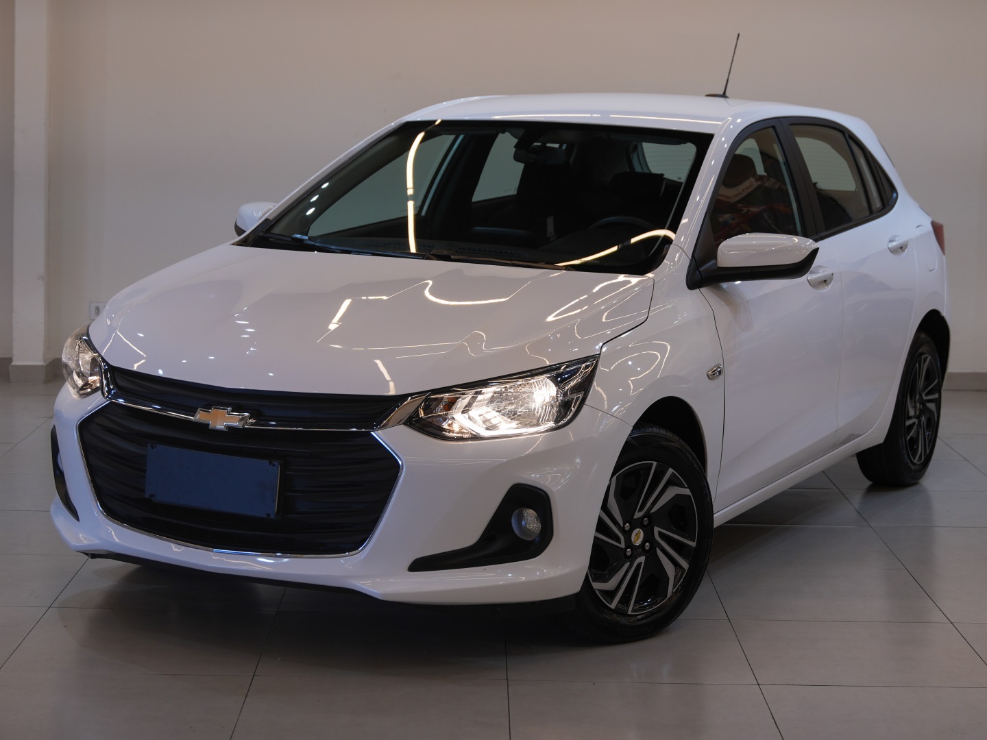 Chevrolet Onix 1.0 Flex LT Manual - foto 6