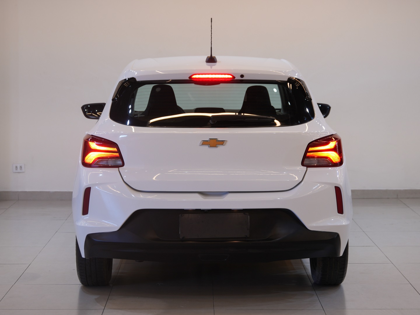 Chevrolet Onix 1.0 Flex LT Manual - foto 2
