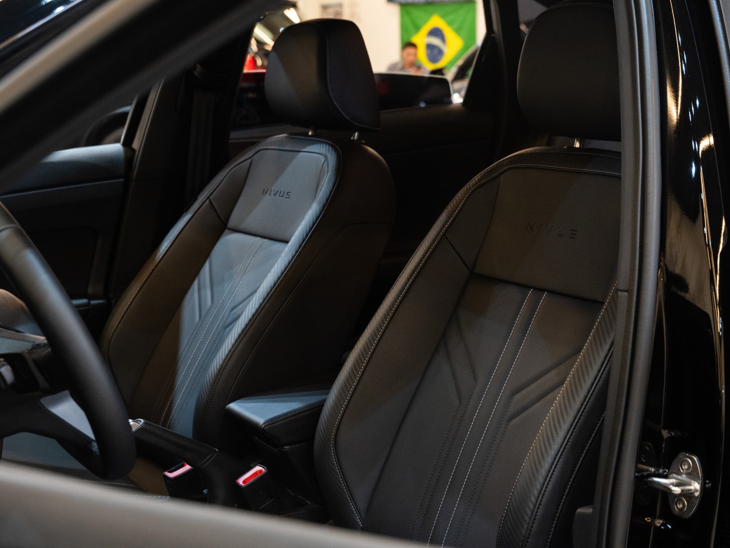 Volkswagen Nivus 1.0 200 TSI Total Flex Highline Automático - foto 18