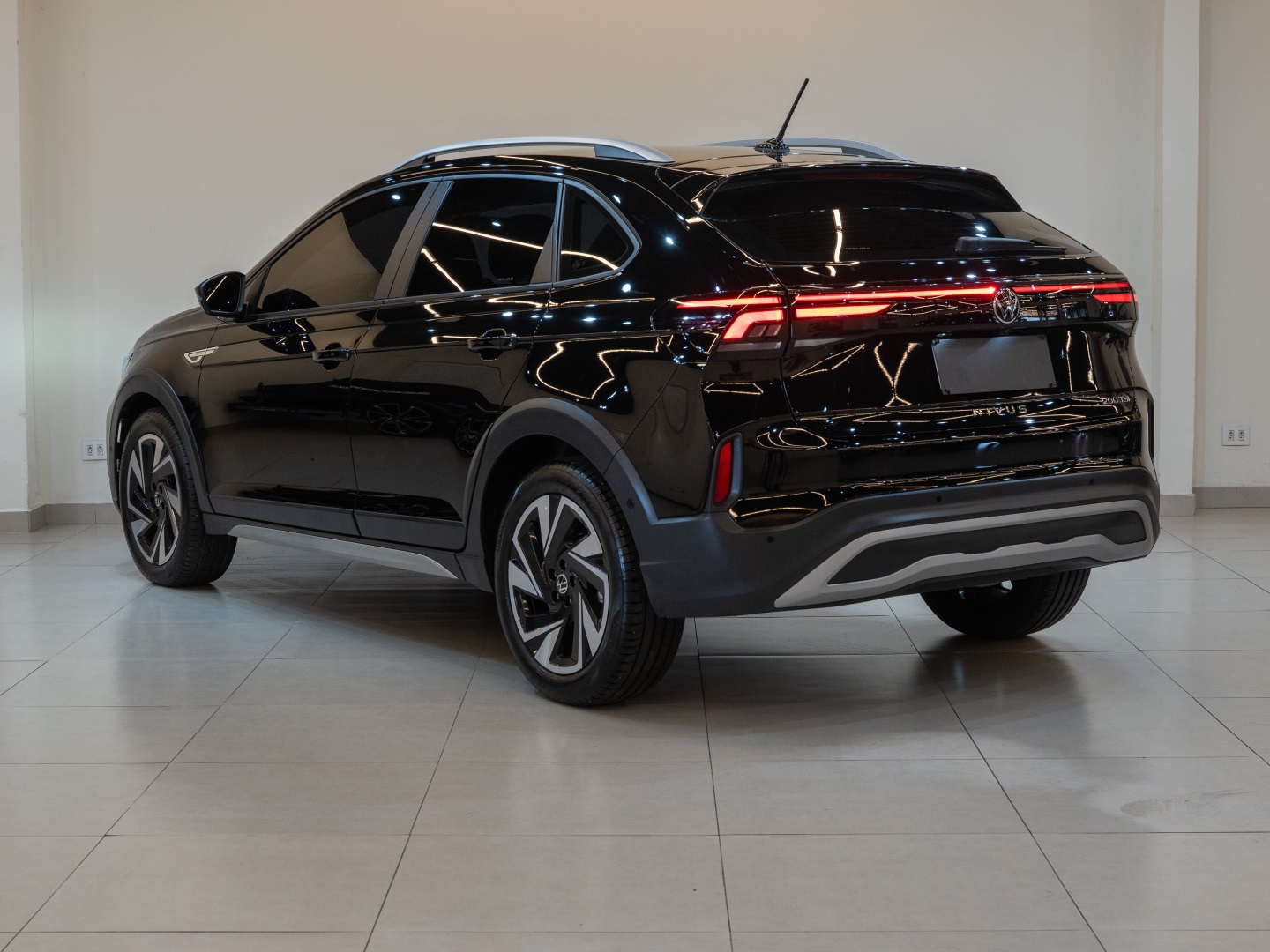 Volkswagen Nivus 1.0 200 TSI Total Flex Highline Automático - foto 6