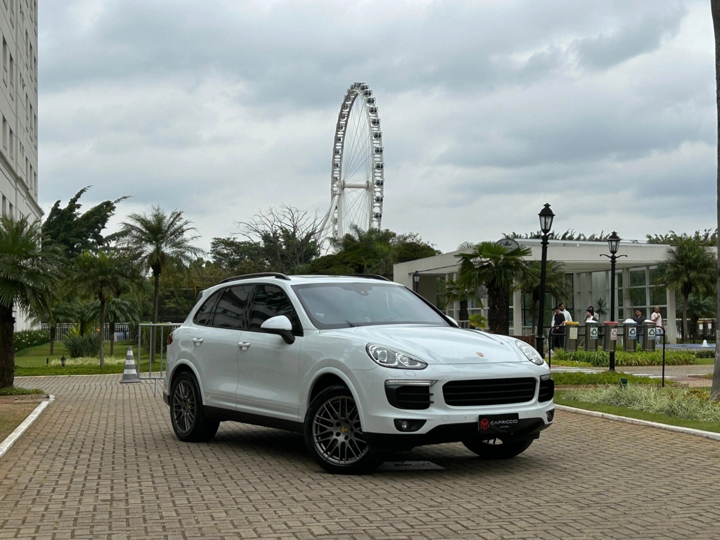 PORSCHE CAYENNE