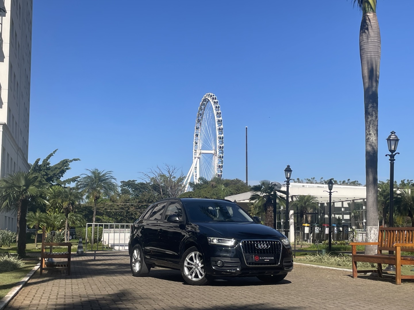AUDI Q3