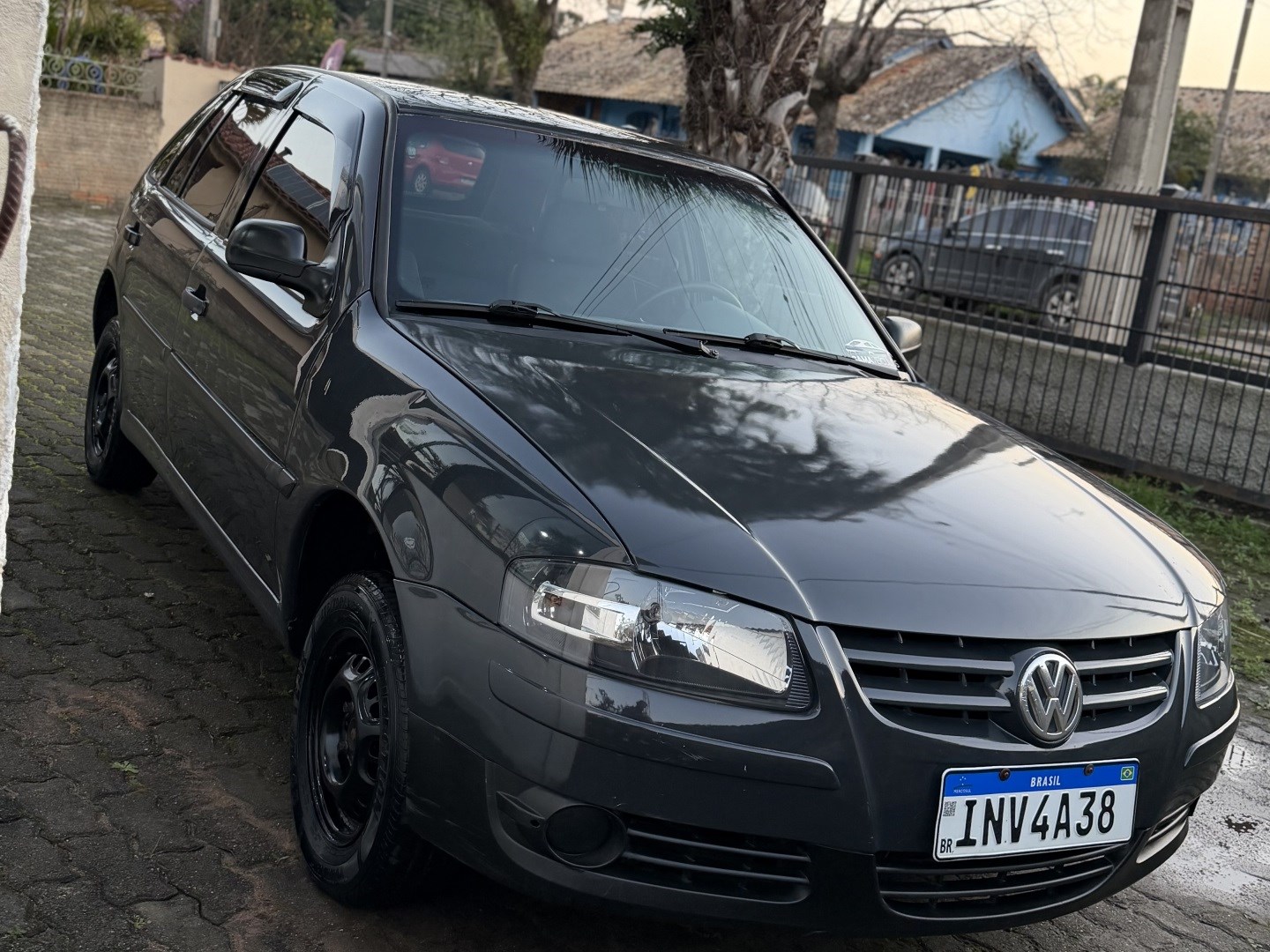 VOLKSWAGEN GOL