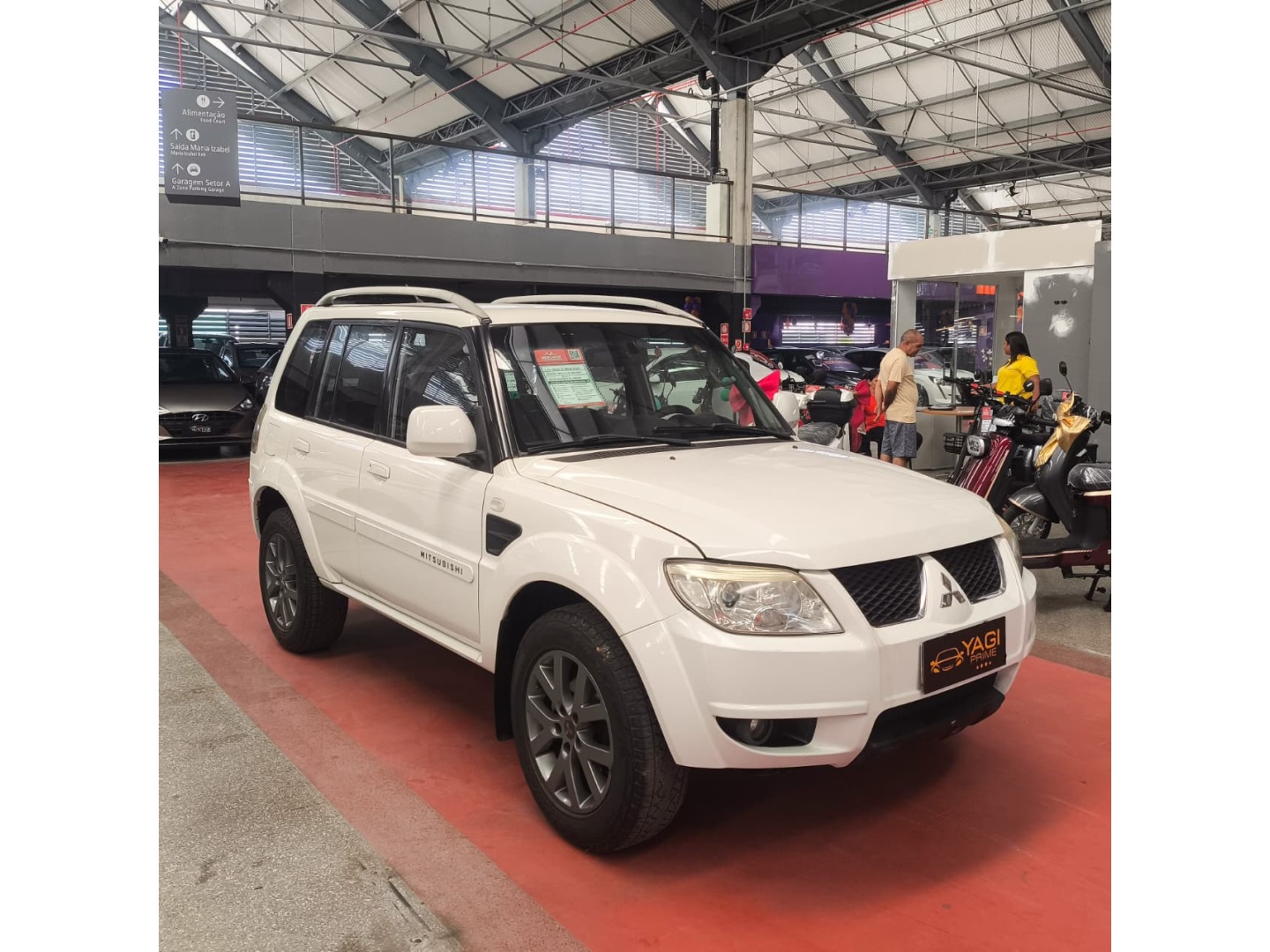 MITSUBISHI PAJERO TR4