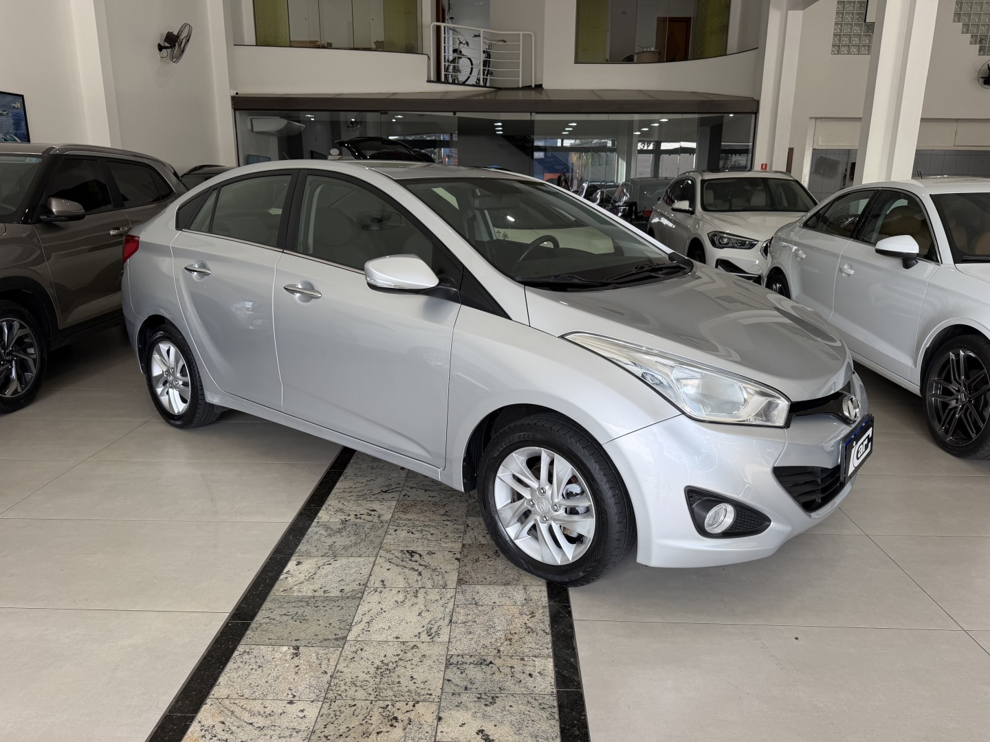 HYUNDAI HB20S