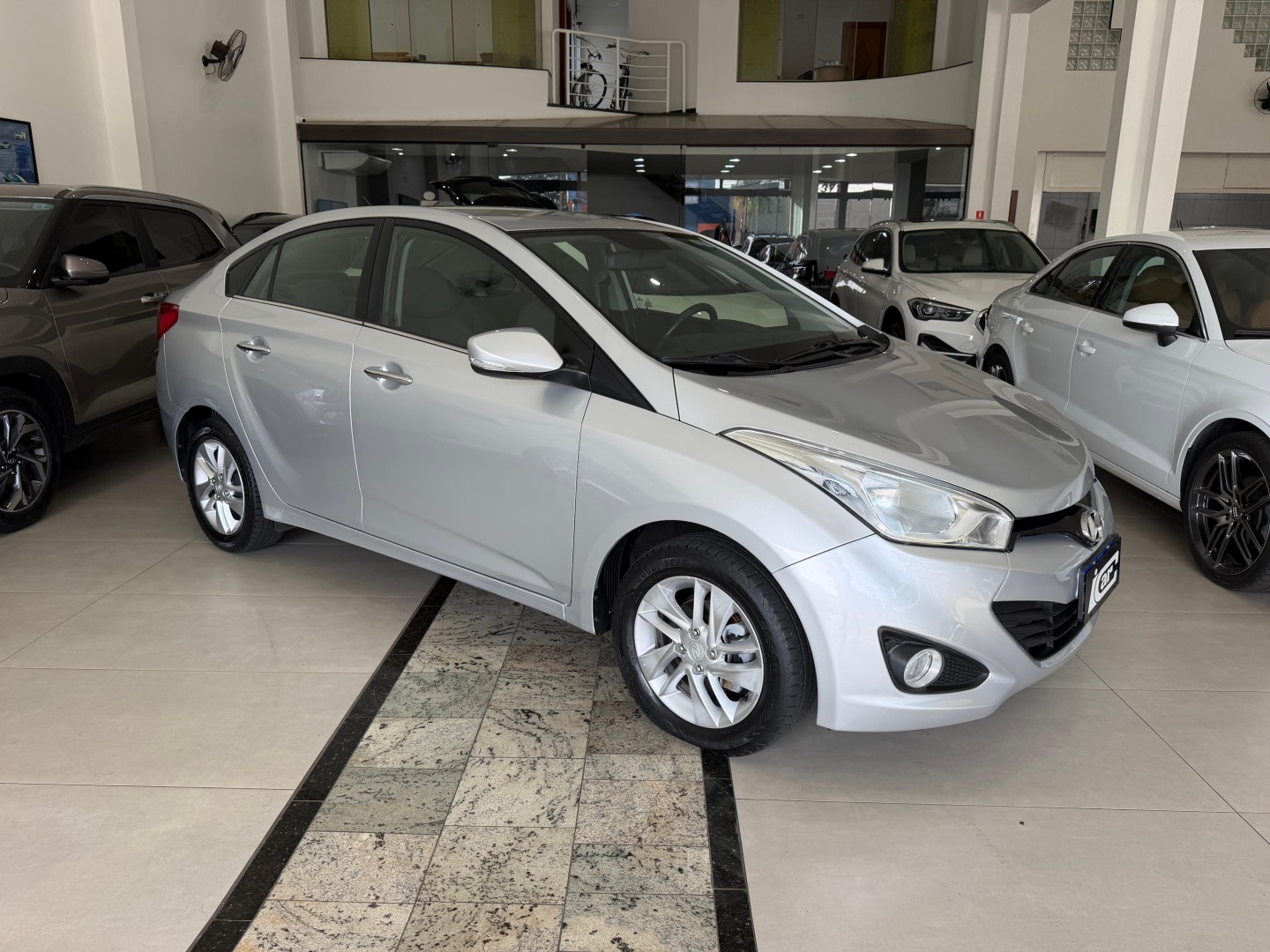 HYUNDAI HB20S