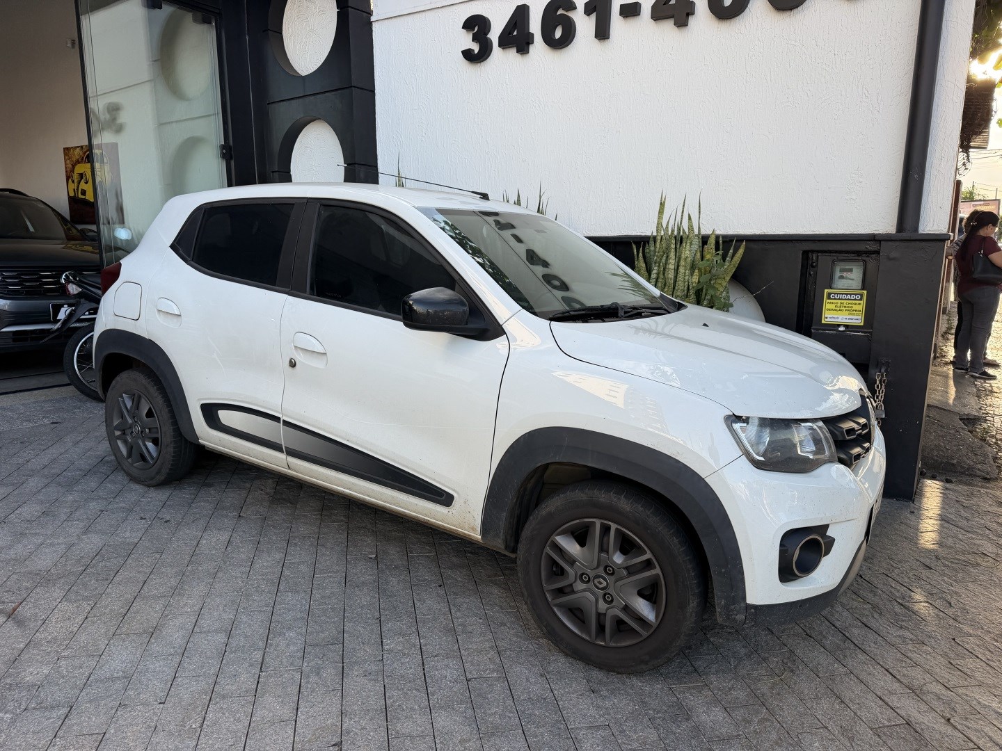 RENAULT KWID