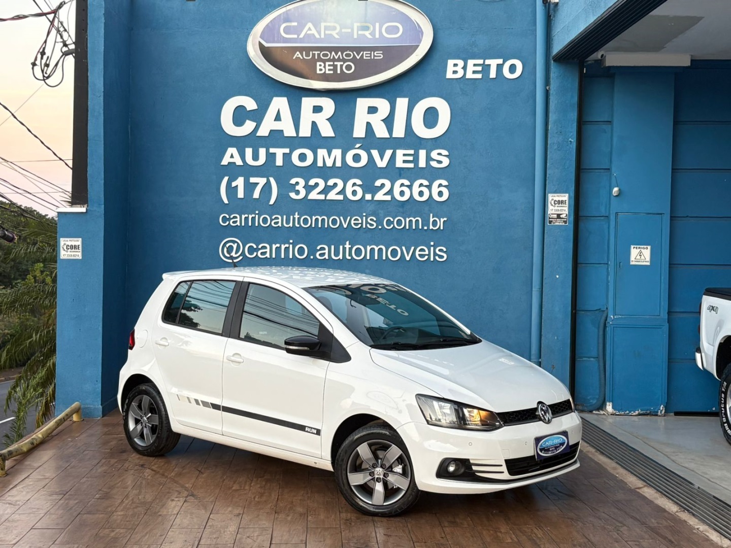 VOLKSWAGEN FOX