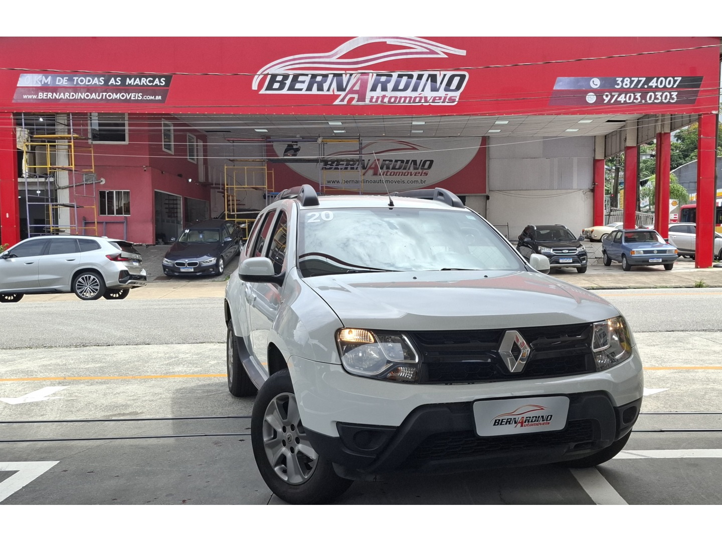 RENAULT DUSTER