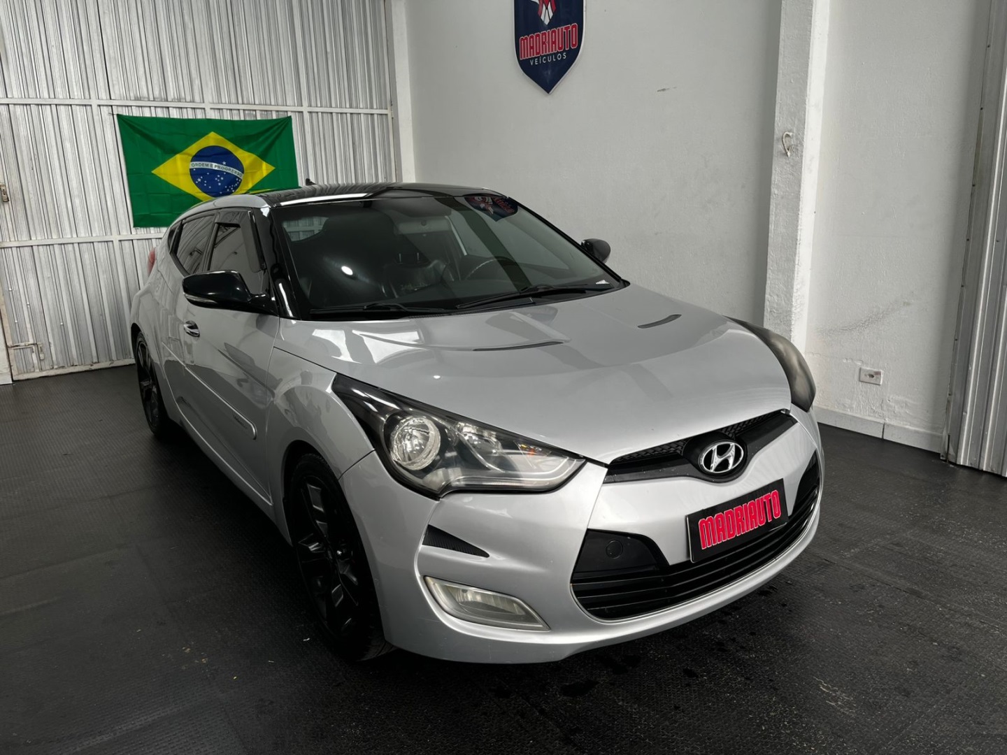 HYUNDAI VELOSTER