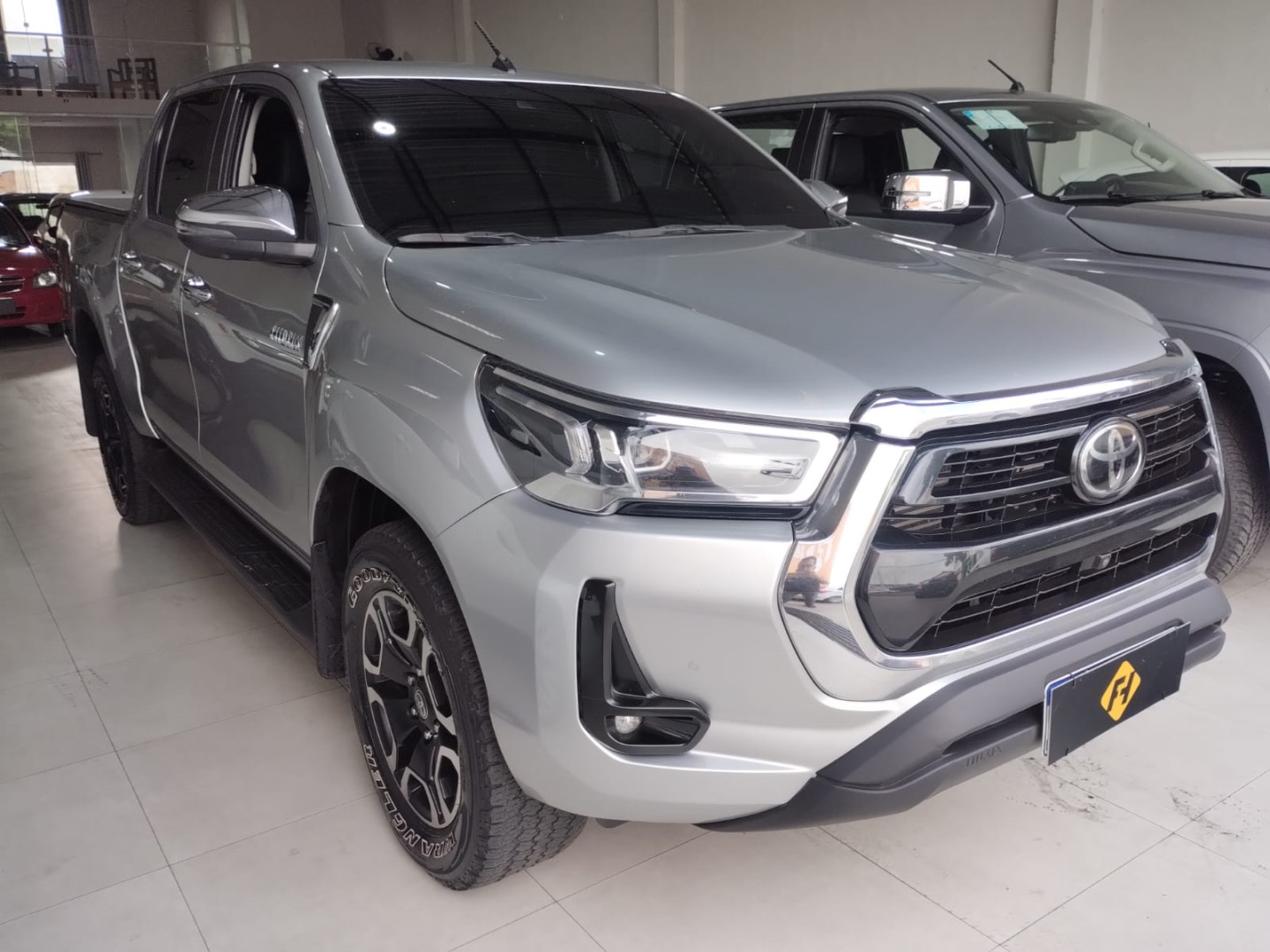 TOYOTA HILUX