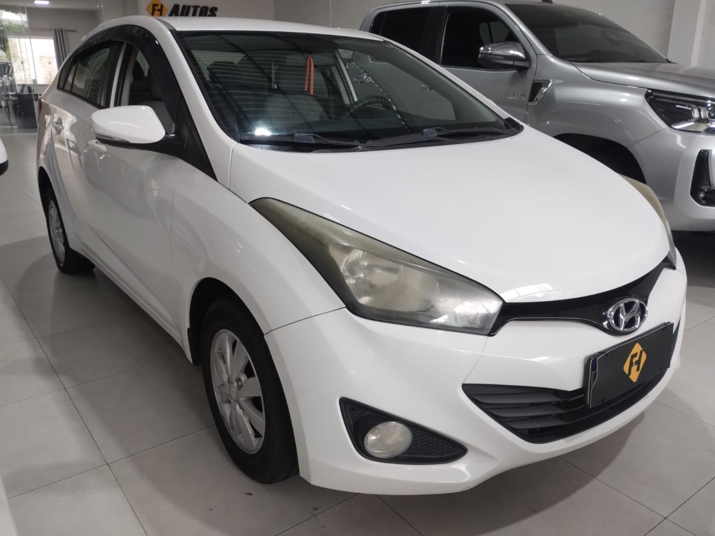 HYUNDAI HB20S