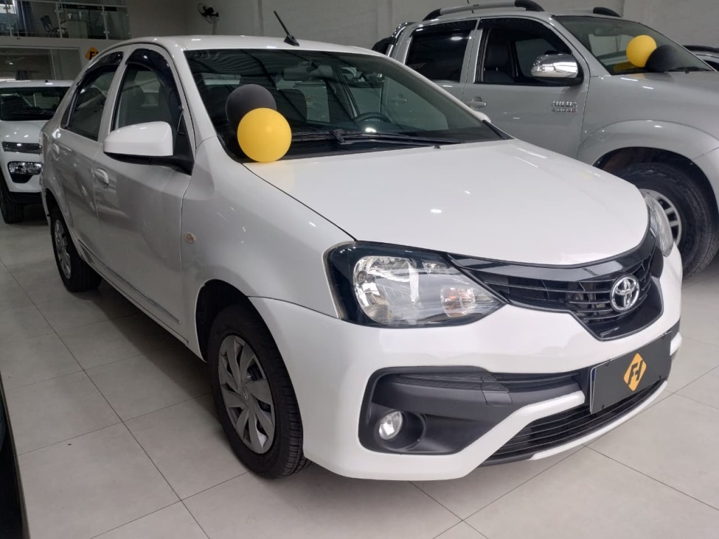 TOYOTA ETIOS
