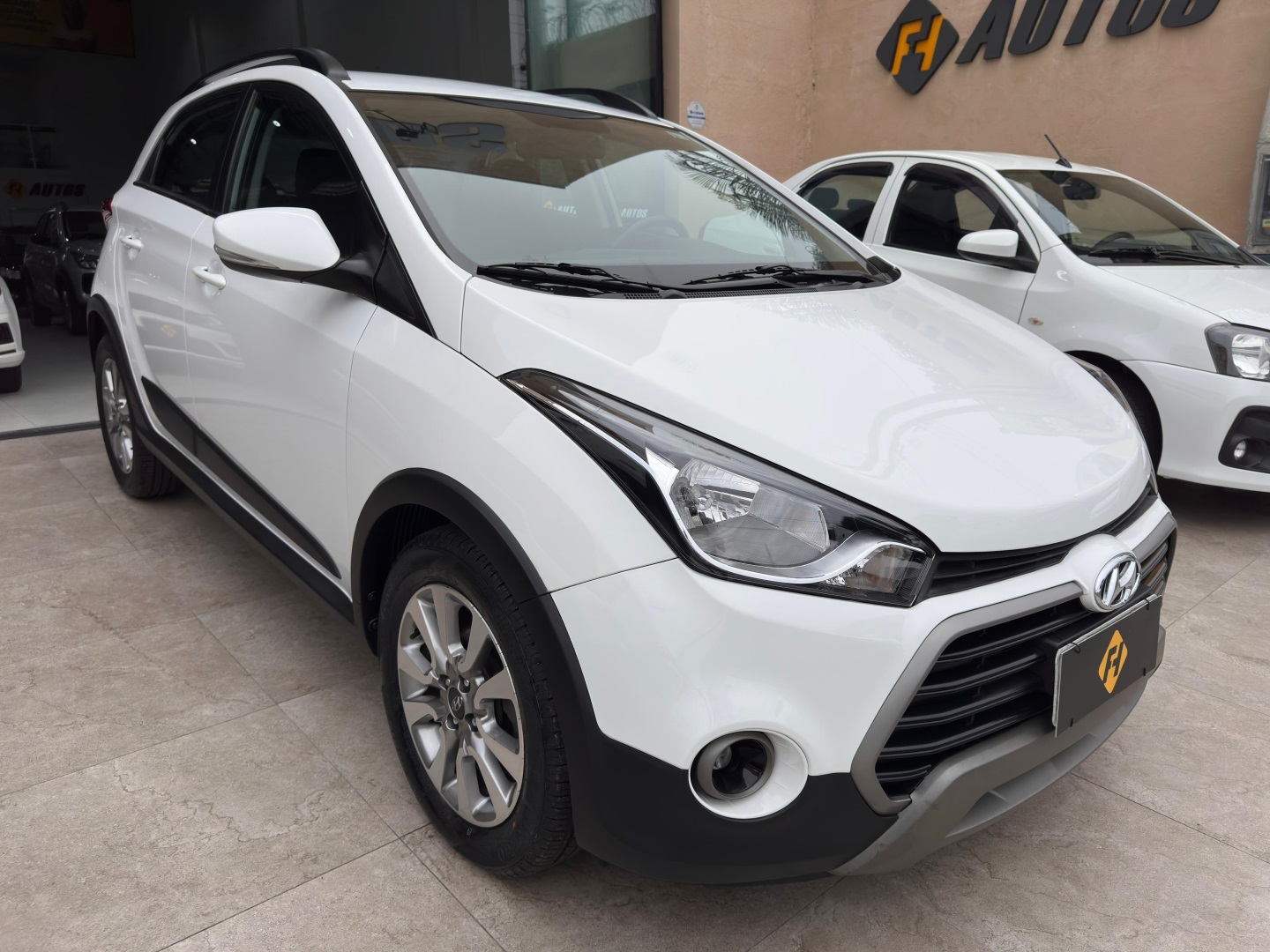HYUNDAI HB20X