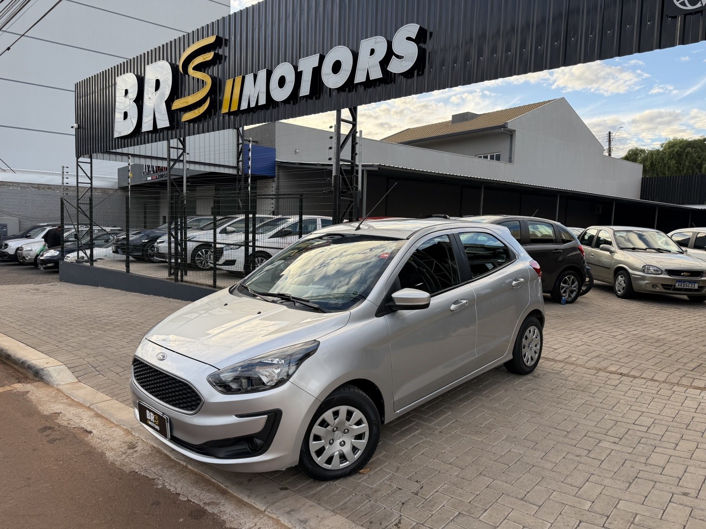 FORD KA