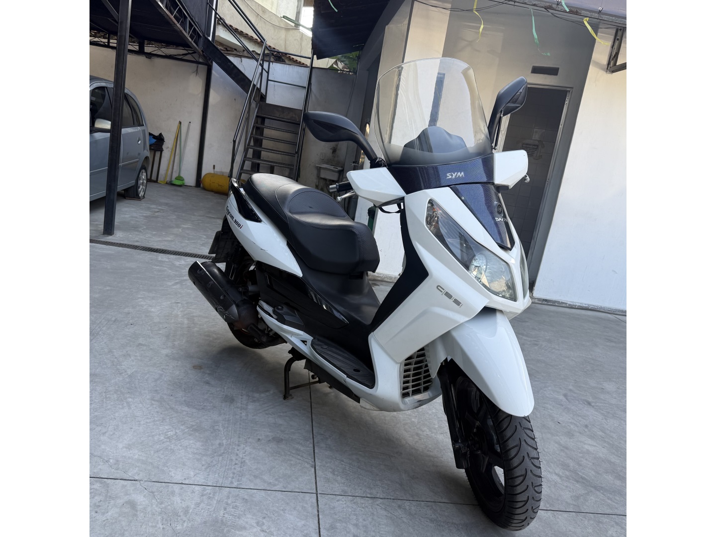 DAFRA CITYCOM 300 I